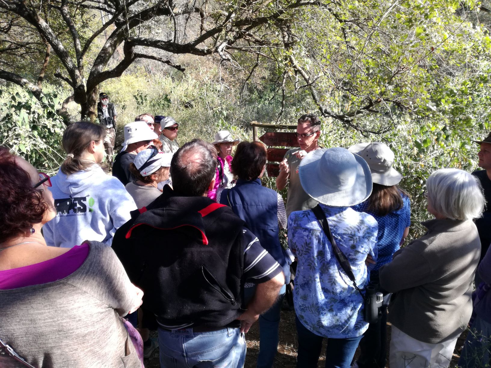 Visitors to the 2018 Ashburton Aloe Fest learn about indigenous trees with Richard Boon 2mg